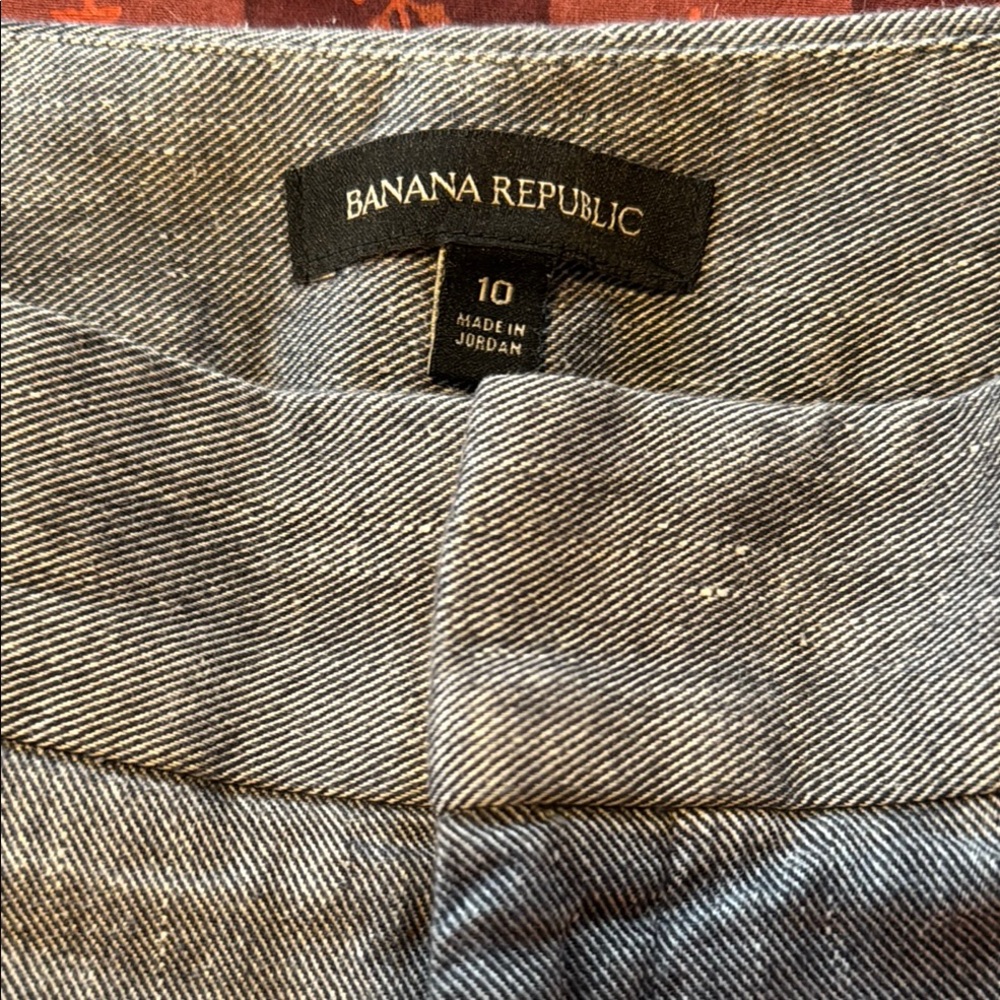 Gray Wide-Leg Cropped Pants